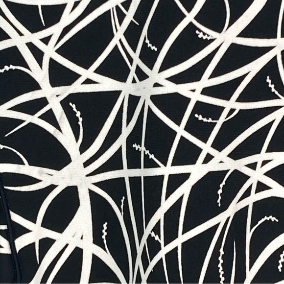 Max Studio Womens Black & White Strapless Top Size XS Side Ruching Y2K - Picture 11 of 15